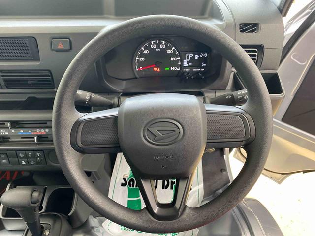 ハイゼットトラックスタンダード　４ＷＤ　保証付きまごころ保証１年付き　記録簿　取扱説明書　ＣＶＴ　ラジオ　衝突被害軽減システム　オートマチックハイビーム　レーンアシスト　禁煙車　ワンオーナー　エアコン　パワーステアリング　エアバッグ　ＡＢＳ（静岡県）の中古車