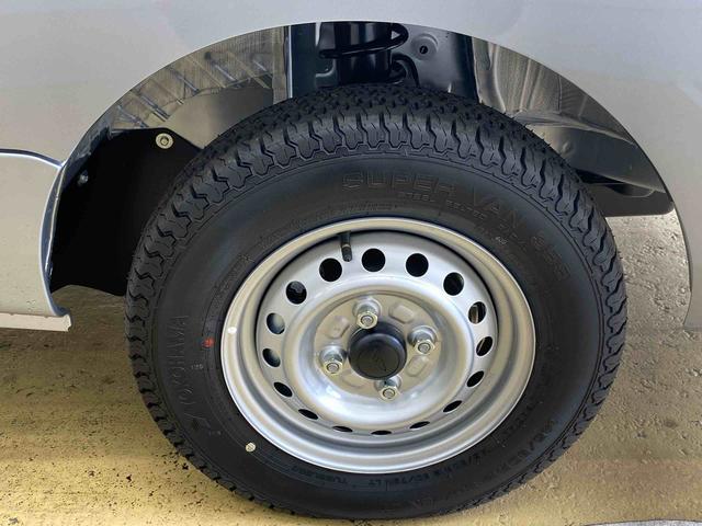 ハイゼットトラックスタンダード　４ＷＤ　保証付きまごころ保証１年付き　記録簿　取扱説明書　ＣＶＴ　ラジオ　衝突被害軽減システム　オートマチックハイビーム　レーンアシスト　禁煙車　ワンオーナー　エアコン　パワーステアリング　エアバッグ　ＡＢＳ（静岡県）の中古車