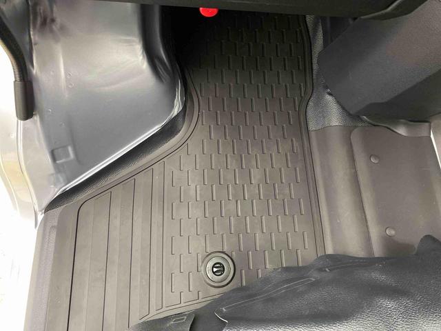 ハイゼットカーゴDX ラジオまごころ保証1年付き 記録簿 取扱説明書 CVT 衝突被害軽減システム オートマチックハイビーム レーンアシスト 禁煙車 ワンオーナー エアバッグ エアコン パワーステアリング パワーウィンドウ(静岡県)の中古車