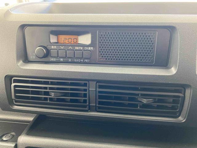 ハイゼットカーゴDX ラジオまごころ保証1年付き 記録簿 取扱説明書 CVT 衝突被害軽減システム キーレスエントリー オートマチックハイビーム レーンアシスト 禁煙車 ワンオーナー エアバッグ エアコン パワーステアリング(静岡県)の中古車