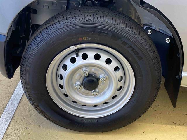 ハイゼットカーゴDX ラジオまごころ保証1年付き 記録簿 取扱説明書 CVT 衝突被害軽減システム キーレスエントリー オートマチックハイビーム レーンアシスト 禁煙車 ワンオーナー エアバッグ エアコン パワーステアリング(静岡県)の中古車