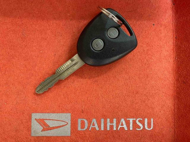 ムーヴＬ　スマートセレクションＳＡ＆ＳＮ　タイヤ新品　保証付きナビ　バックカメラ（静岡県）の中古車