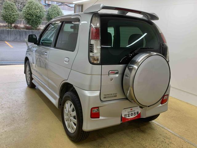 テリオスキッドカスタムX タイヤ新品保証付き 記録簿 取扱説明書 CD MD バッテリー新 4WD キーレスエントリー アルミホイール ターボ MD ワンオーナー エアバッグ エアコン パワーステアリング パワーウィンドウ ABS(静岡県)の中古車