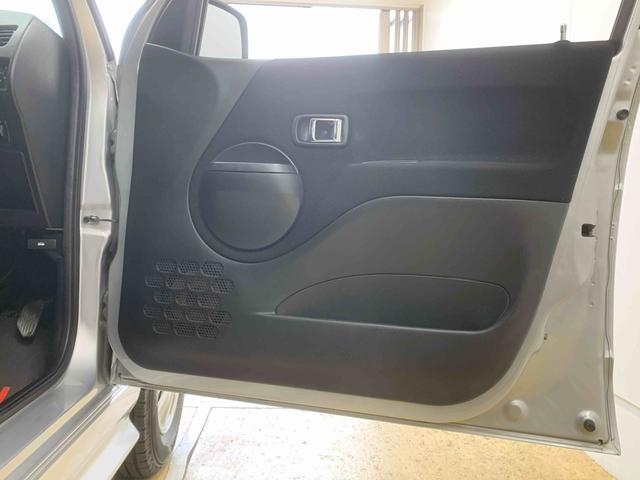 テリオスキッドカスタムX タイヤ新品保証付き 記録簿 取扱説明書 CD MD バッテリー新 4WD キーレスエントリー アルミホイール ターボ MD ワンオーナー エアバッグ エアコン パワーステアリング パワーウィンドウ ABS(静岡県)の中古車