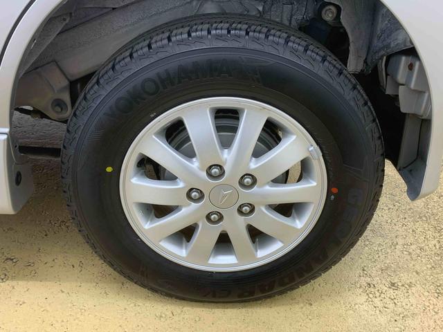 テリオスキッドカスタムX タイヤ新品保証付き 記録簿 取扱説明書 CD MD バッテリー新 4WD キーレスエントリー アルミホイール ターボ MD ワンオーナー エアバッグ エアコン パワーステアリング パワーウィンドウ ABS(静岡県)の中古車