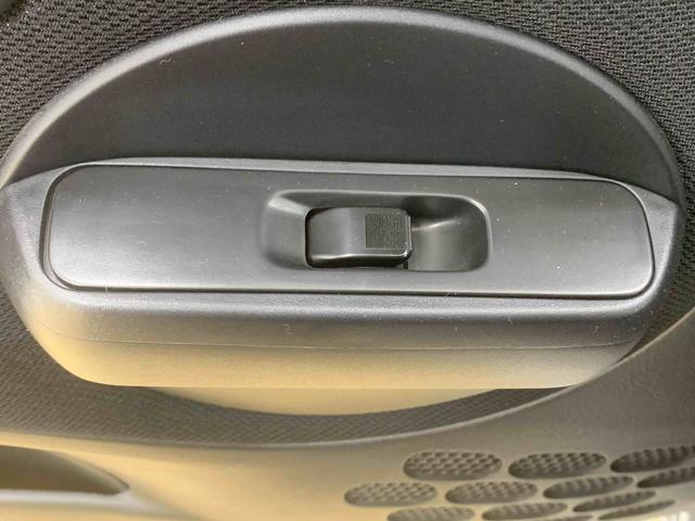 テリオスキッドカスタムX タイヤ新品保証付き 記録簿 取扱説明書 CD MD バッテリー新 4WD キーレスエントリー アルミホイール ターボ MD ワンオーナー エアバッグ エアコン パワーステアリング パワーウィンドウ ABS(静岡県)の中古車