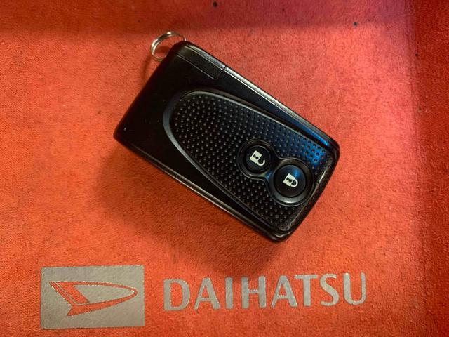 ムーヴカスタム RS タイヤ新品保証付き 記録簿 取扱説明書 ナビ バックカメラ 4WD スマートキー アルミホイール ターボ ワンオーナー エアバッグ エアコン パワーステアリング パワーウィンドウ ABS(静岡県)の中古車