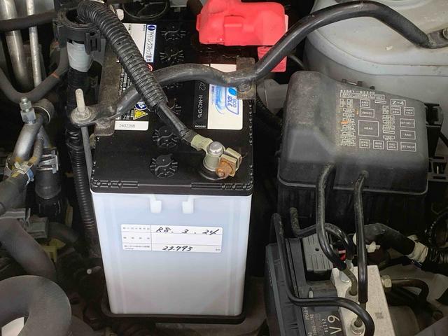 ミライースD タイヤ新品 保証付きバッテリー新 エアコンフィルター交換 CD フードエクボ有り ルーフ錆タッチペン(静岡県)の中古車