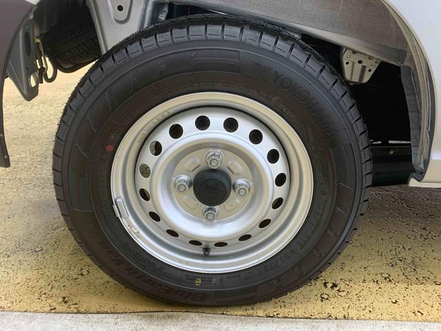 ハイゼットカーゴDX タイヤ新品まごころ保証1年付き 記録簿 取扱説明書 CVT ラジオ 衝突被害軽減システム キーレスエントリー オートマチックハイビーム レーンアシスト ワンオーナー エアバッグ エアコン パワーステアリング(静岡県)の中古車