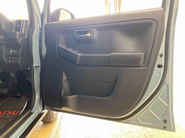 タフトGターボ ダーククロムベンチャーまごころ保証1年付き 記録簿 取扱説明書 衝突被害軽減システム スマートキー オートマチックハイビーム サンルーフ アルミホイール ターボ レーンアシスト 禁煙車 ワンオーナー エアバッグ エアコン(静岡県)の中古車