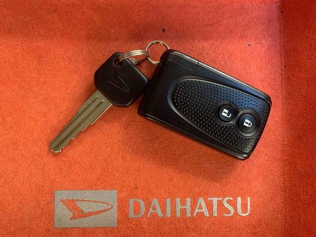 ムーヴカスタム RS SA タイヤ新品 ナビ 保証付きバックカメラ(静岡県)の中古車