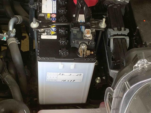 タントカスタムＸ　タイヤ新品　保証付きナビ　ＥＴＣ　バックカメラ（静岡県）の中古車