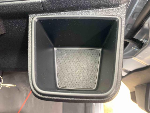 ハイゼットカーゴDX ラジオ 保証付きまごころ保証1年付き 記録簿 取扱説明書 CVT 衝突被害軽減システム キーレスエントリー オートマチックハイビーム レーンアシスト 禁煙車 ワンオーナー エアバッグ エアコン パワーステアリング(静岡県)の中古車