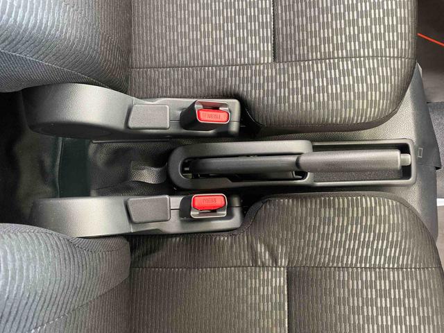 ハイゼットカーゴDX ラジオ 保証付きまごころ保証1年付き 記録簿 取扱説明書 CVT 衝突被害軽減システム キーレスエントリー オートマチックハイビーム レーンアシスト 禁煙車 ワンオーナー エアバッグ エアコン パワーステアリング(静岡県)の中古車