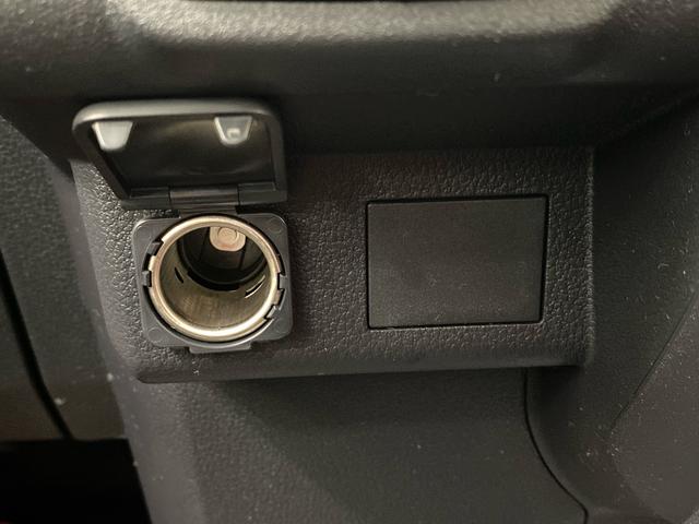 ハイゼットカーゴDX ラジオ 保証付きまごころ保証1年付き 記録簿 取扱説明書 CVT 衝突被害軽減システム キーレスエントリー オートマチックハイビーム レーンアシスト 禁煙車 ワンオーナー エアバッグ エアコン パワーステアリング(静岡県)の中古車