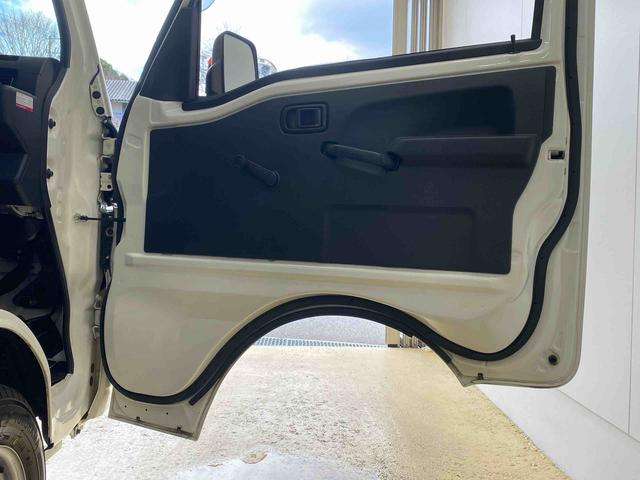 ハイゼットトラックFRP中温冷凍車片側スライドドア タイヤ新品 保証付き冷蔵冷凍車 ラジオ バッテリー新品 エアコンフィルター交換(静岡県)の中古車