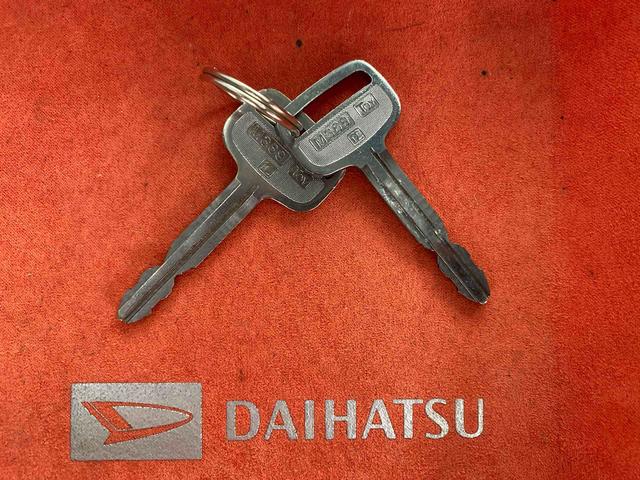 ハイゼットトラックFRP中温冷凍車片側スライドドア タイヤ新品 保証付き冷蔵冷凍車 ラジオ バッテリー新品 エアコンフィルター交換(静岡県)の中古車