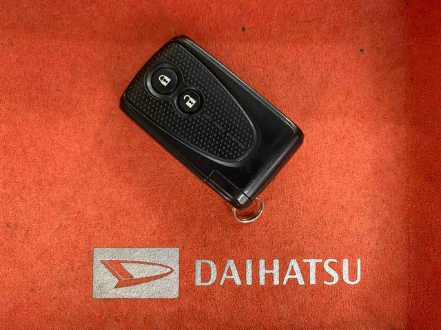 ミラココアココアプラスＸ　タイヤ新品　保証付きＣＤ（静岡県）の中古車