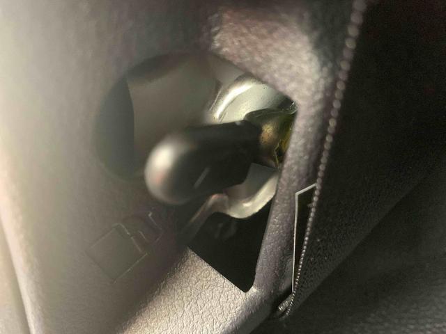 ハイゼットカーゴDX ラジオまごころ保証1年付き 記録簿 取扱説明書 CVT 衝突被害軽減システム オートマチックハイビーム レーンアシスト 禁煙車 ワンオーナー エアバッグ エアコン パワーステアリング パワーウィンドウ(静岡県)の中古車