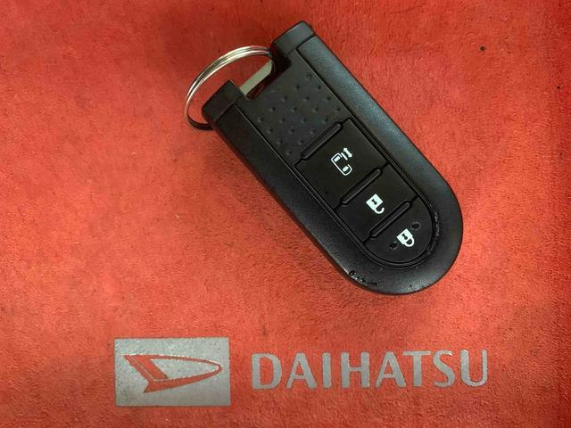 タントカスタムＸ　トップエディションＳＡII　タイヤ新品まごころ保証１年付き　記録簿　取扱説明書　ナビ　ＥＴＣ　バックカメラ　衝突被害軽減システム　スマートキー　アルミホイール　レーンアシスト　ワンオーナー　エアバッグ　エアコン　パワーステアリング（静岡県）の中古車
