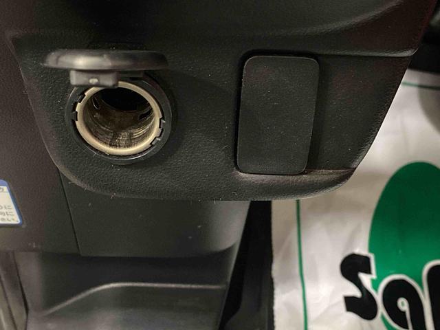 ハイゼットカーゴDX タイヤ新品 保証付きまごころ保証1年付き 記録簿 取扱説明書 AT ラジオ 衝突被害軽減システム キーレスエントリー オートマチックハイビーム レーンアシスト エアバッグ エアコン パワーステアリング パワーウィンドウ(静岡県)の中古車