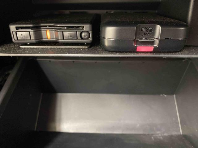 タフトＧターボ　クロムベンチャー　ナビ　４ＷＤ　保証付きまごころ保証１年付き　記録簿　取扱説明書　ドラレコ　ＥＴＣ　バックカメラ　　スマートキー　サンルーフ　アルミホイール　ターボ　ワンオーナー　エアバッグ　エアコン　パワーステアリング（静岡県）の中古車
