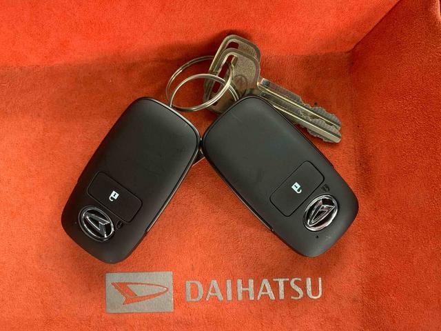 ハイゼットトラックジャンボエクストラ4WD まごころ保証1年付き 記録簿 取扱説明書 CVT 衝突被害軽減システム スマートキー オートマチックハイビーム レーンアシスト 禁煙車 ワンオーナー エアバッグ エアコン パワーステアリング(静岡県)の中古車