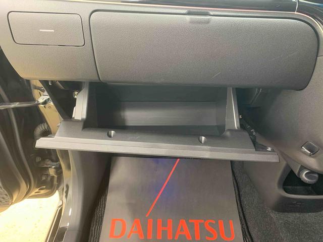 ムーヴカスタム　ＲＳ　ＳＡII　タイヤ新品　保証付きナビ　ＥＴＣ　バックカメラ（静岡県）の中古車