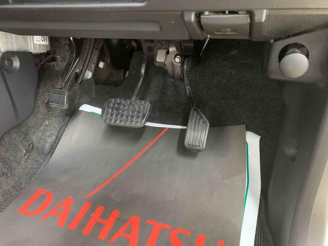 ムーヴキャンバスＸリミテッドメイクアップ　ＳＡII　タイヤ新品まごころ保証１年付き　記録簿　取扱説明書　ナビ　バックカメラ　左センターピラー修復あり　衝突被害軽減システム　スマートキー　レーンアシスト　ワンオーナー　エアバッグ　エアコン　パワーステアリング（静岡県）の中古車