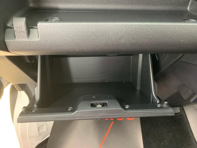 ハイゼットカーゴＤＸ　保証付きまごころ保証１年付き　記録簿　取扱説明書　ＣＶＴ　ラジオ　衝突被害軽減システム　キーレスエントリー　オートマチックハイビーム　レーンアシスト　禁煙車　ワンオーナー　エアバッグ　エアコン　ＡＢＳ（静岡県）の中古車