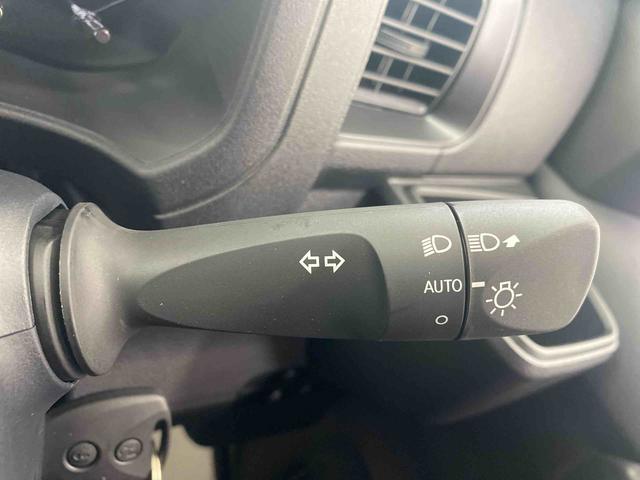ハイゼットカーゴＤＸ　保証付きまごころ保証１年付き　記録簿　取扱説明書　ＣＶＴ　ラジオ　衝突被害軽減システム　オートマチックハイビーム　レーンアシスト　エアバッグ　エアコン　パワーステアリング　パワーウィンドウ　ＡＢＳ（静岡県）の中古車