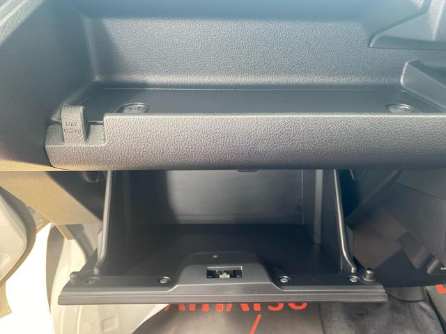 ハイゼットカーゴＤＸ　保証付きまごころ保証１年付き　記録簿　取扱説明書　ＣＶＴ　ラジオ　衝突被害軽減システム　オートマチックハイビーム　レーンアシスト　エアバッグ　エアコン　パワーステアリング　パワーウィンドウ　ＡＢＳ（静岡県）の中古車