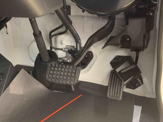 ハイゼットトラックジャンボエクストラ　４ＷＤ　保証付きまごころ保証１年付き　記録簿　取扱説明書　ＣＶＴ　衝突被害軽減システム　オートマチックハイビーム　レーンアシスト　エアバッグ　エアコン　パワーステアリング　パワーウィンドウ　ＡＢＳ（静岡県）の中古車