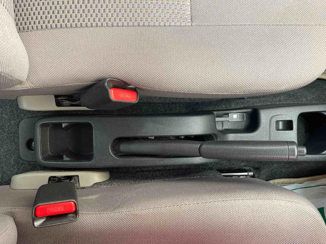 ミライースＬ　ＳＡ　タイヤ新品Ｆバンパーキズ　左Ｆ３．ドア　ロッカー凹み有り（静岡県）の中古車