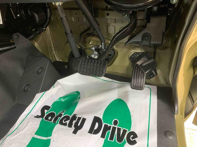 ハイゼットトラックジャンボスタンダード4WD まごころ保証1年付き 記録簿 取扱説明書 CVT エアコン パワステ ラジオ 衝突被害軽減システム オートマチックハイビーム レーンアシスト 禁煙車 ワンオーナー エアバッグ ABS(静岡県)の中古車