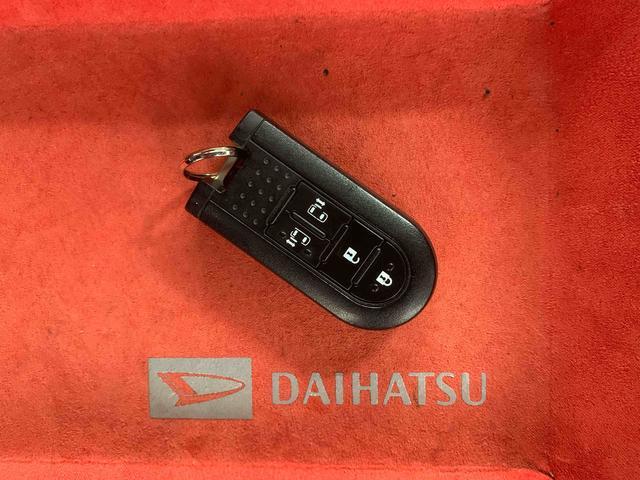 トールカスタムG リミテッド SAIII 純正ナビ バックカメラアルミホイール ABS エアバッグ キーフリー 電動格納ドアミラー ナビ ドラレコ ETC バックカメラ 両側電動スライドドア パノラマモニター(静岡県)の中古車