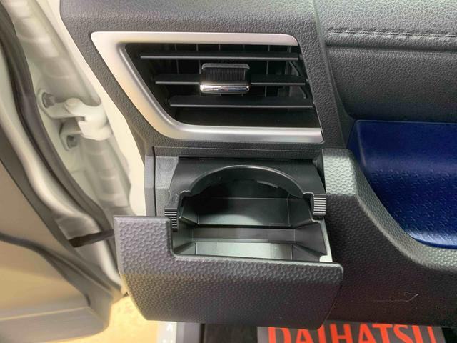 トールカスタムG リミテッド SAIII 純正ナビ バックカメラアルミホイール ABS エアバッグ キーフリー 電動格納ドアミラー ナビ ドラレコ ETC バックカメラ 両側電動スライドドア パノラマモニター(静岡県)の中古車