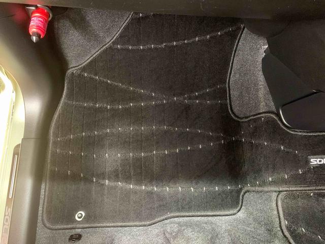 ソリオハイブリッドMZ タイヤ新品 保証付きナビ バックカメラ 右ドア小凹み.(静岡県)の中古車