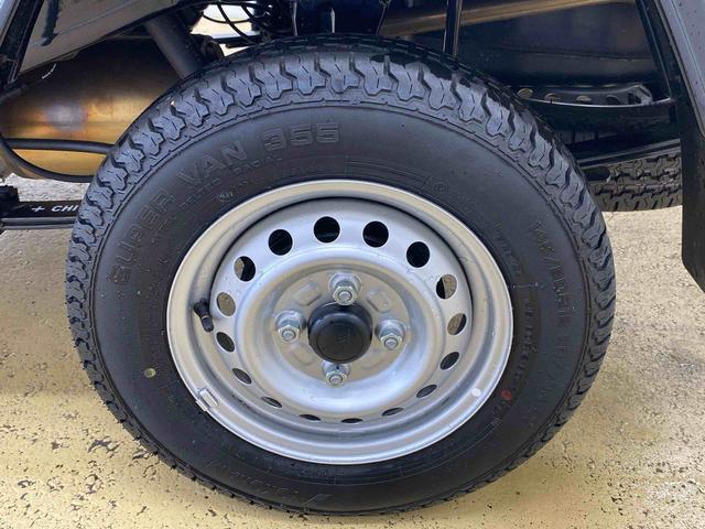 ハイゼットトラックジャンボエクストラ　４ＷＤ　ＣＶＴまごころ保証　４ＷＤ　エアコン　パワステ　パワーウインドウ　ＬＥＤヘッドライト　ＣＶＴ　キーフリー　プッシュスタート　オーディオレス（静岡県）の中古車