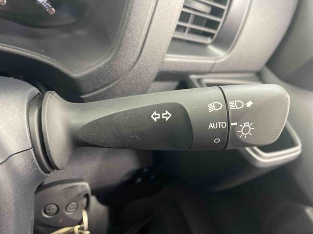 ハイゼットカーゴＤＸ　ラジオ　保証付きまごころ保証　ラジオ　ＡＢＳ　エアバッグ　パワーウインドウ　　ＣＶＴ（静岡県）の中古車