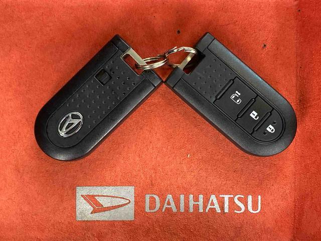 タントカスタムＸ　トップエディションＳＡII　ナビ　バックカメラまごころ保証　タイヤ新品　社外ナビ　ＥＴＣ　バックカメラ　純正アルミホイール　キーフリー　ＬＥＤヘッドライト　電動スライドドア　ＡＢＳ　エアバッグ　電動格納ドアミラー　車検整備付き（静岡県）の中古車