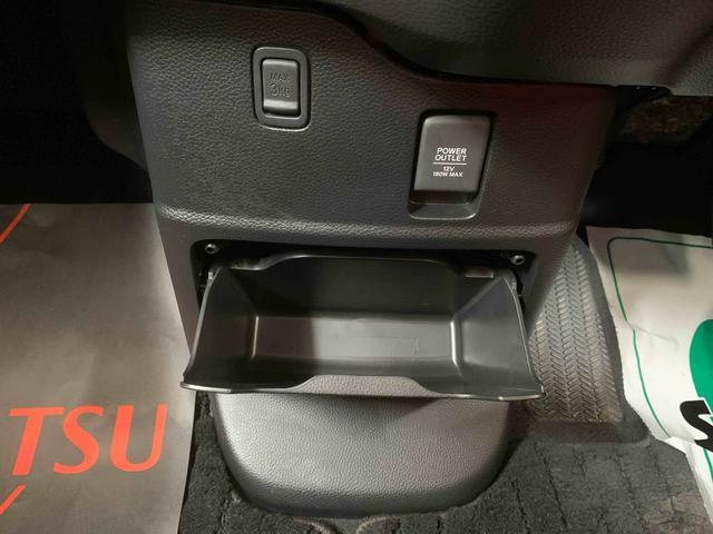 Ｎ−ＢＯＸカスタムＬ　純正ナビ　ドラレコ　ＥＴＣ　バックカメラ　クルコンまごころ保証　ホンダ純正ナビ　ドラレコ　バックカメラ　ＥＴＣ　ＬＥＤヘッドライト　アルミホイール　キーフリー　電動スライドドア　ＡＢＳ　エアバッグ　オートエアコン　ＵＳＢ　クルコン　車検整備付き（静岡県）の中古車