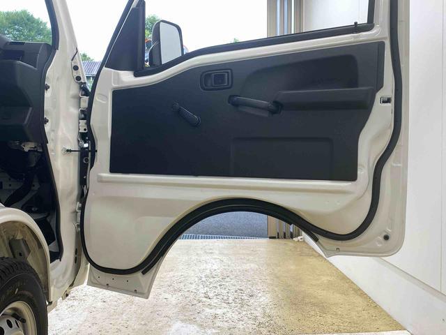 ハイゼットトラックスタンダード 4WD CVT ラジオまごころ保証 4WD CVT ラジオ ABS エアバッグ エアコン パワステ オートライト(静岡県)の中古車