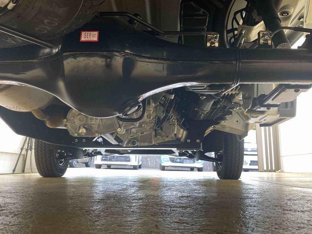 ハイゼットトラックスタンダード 4WD 5MT ラジオまごころ保証 4WD 5速マニュアル ラジオ オートハイビーム オートライト コーナーセンサー エアコン パワステ(静岡県)の中古車