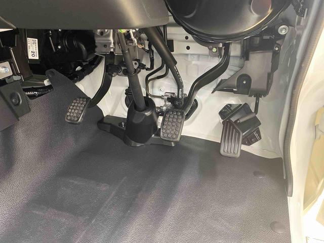 ハイゼットトラックスタンダード 4WD 5MT ラジオまごころ保証 4WD 5速マニュアル ラジオ オートハイビーム オートライト コーナーセンサー エアコン パワステ(静岡県)の中古車