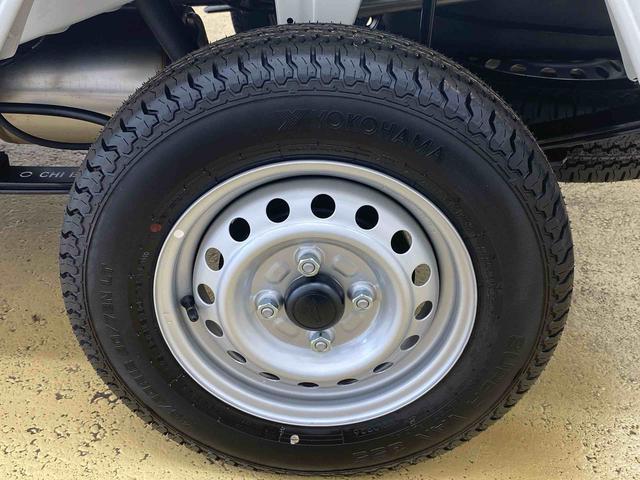 ハイゼットトラックスタンダード 4WD 5MT ラジオまごころ保証 4WD 5速マニュアル ラジオ オートハイビーム オートライト コーナーセンサー エアコン パワステ(静岡県)の中古車