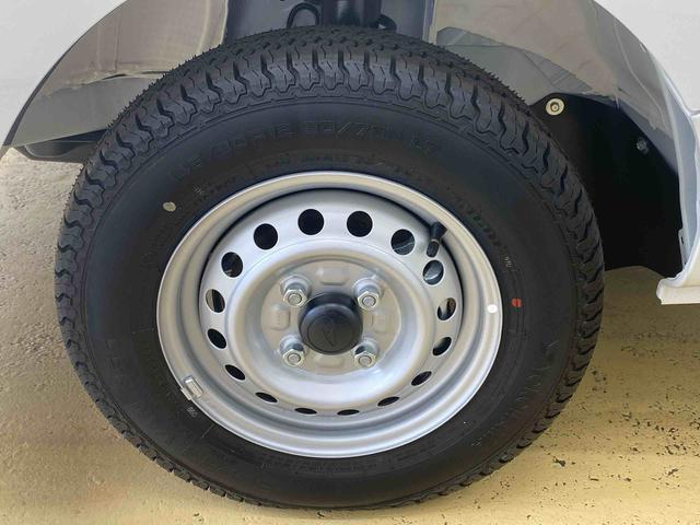 ハイゼットトラックスタンダード 4WD 5MT ラジオまごころ保証 4WD 5速マニュアル ラジオ オートハイビーム オートライト コーナーセンサー エアコン パワステ(静岡県)の中古車