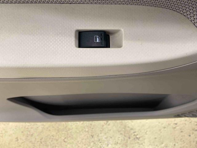 ムーヴＬ　　ナビ　バックカメラ付き納車日から３ケ月５，０００ｋｍ保証付き　社外ナビ　バックカメラ　エアコン　パワステ　パワーウィンドウ　エアバッグ　ＡＢＳ　電動格納ドアミラー　キーレス　※室内芳香剤におい　ルーフ塗装に痛みあり（静岡県）の中古車
