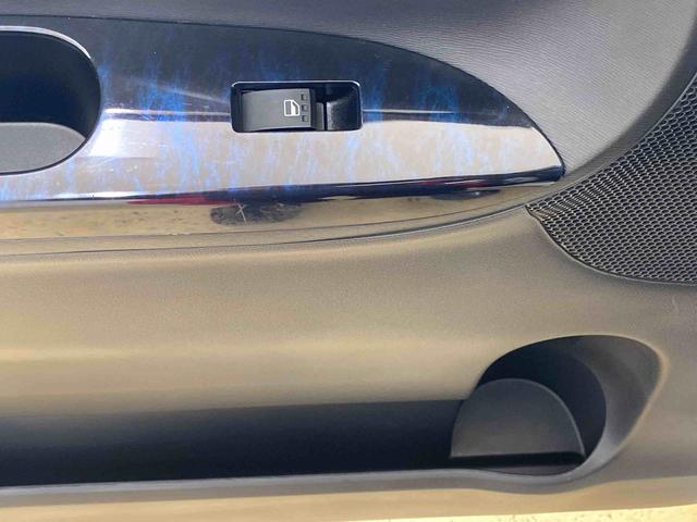 タントカスタムX トップエディションSAIII ナビ バックカメラまごころ保証(納車日から1年・走行距離無制限)付き 純正ナビ バックカメラ LEDヘッドライト ABS エアバッグ オートエアコン 左側電動スライドドア オートライト アルミホイール(静岡県)の中古車