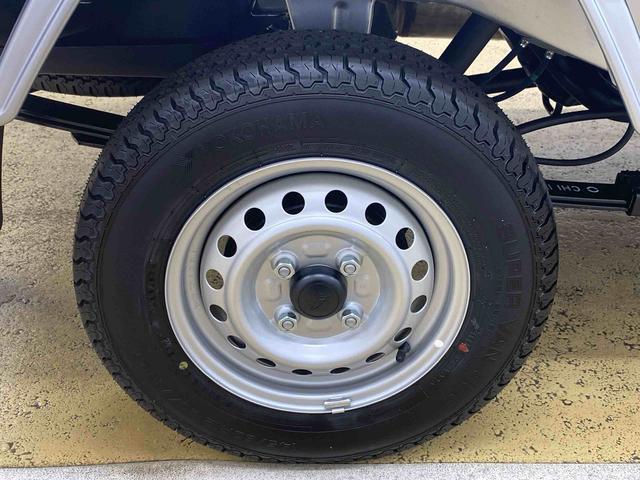 ハイゼットトラックスタンダード　４ＷＤ　５速ＭＴ　エアコン　ラジオまごころ保証（納車日から１年・走行距離無制限）付き　４ＷＤ　５速マニュアル　エアコン　パワステ　ＡＢＳ　運転席エアバッグ　ラジオ（静岡県）の中古車